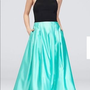 Size 7 Mint Green and Black Prom Dress